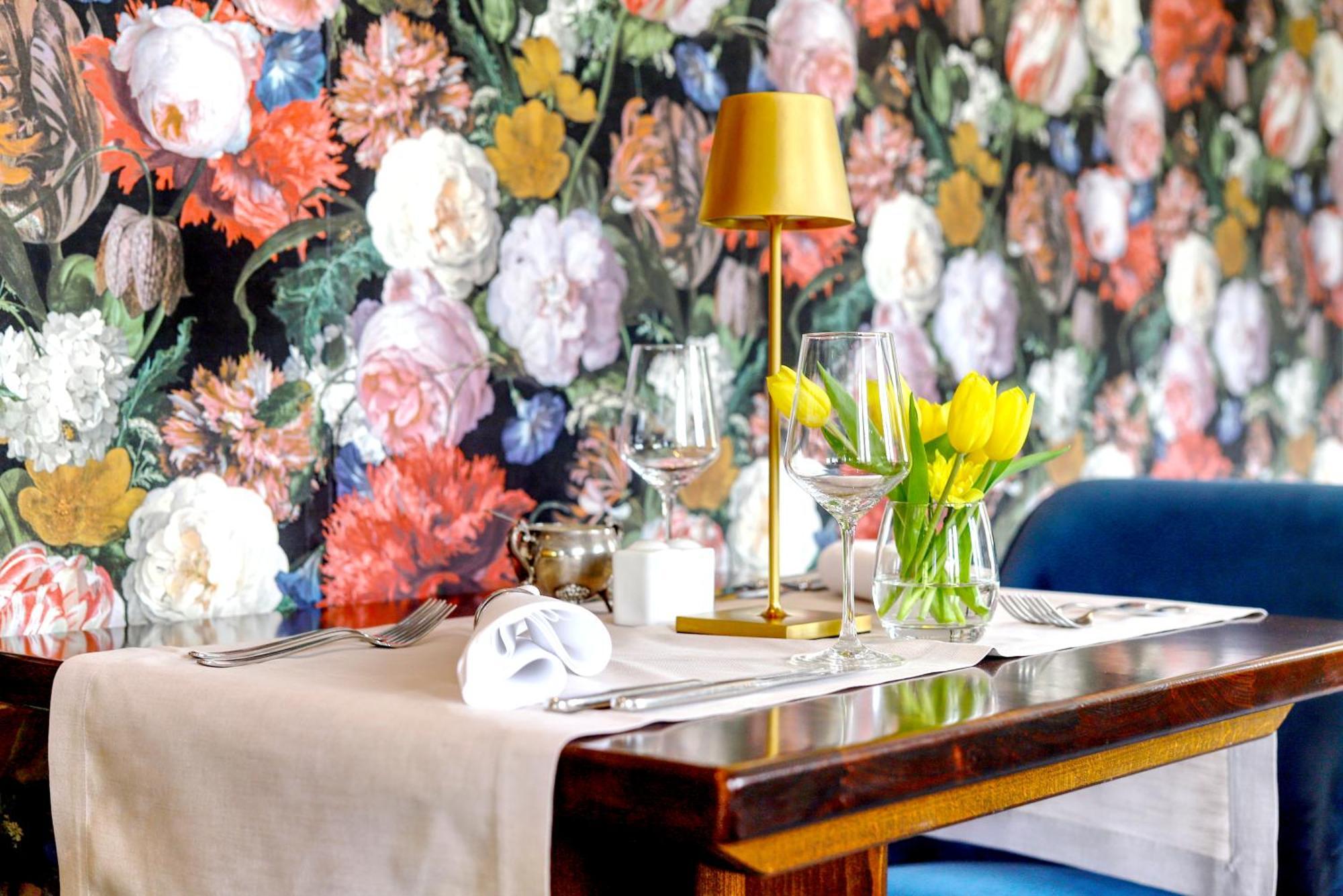 Hotel Lipmann "Am Klosterberg" ไบล์ชไตน์ ภายนอก รูปภาพ