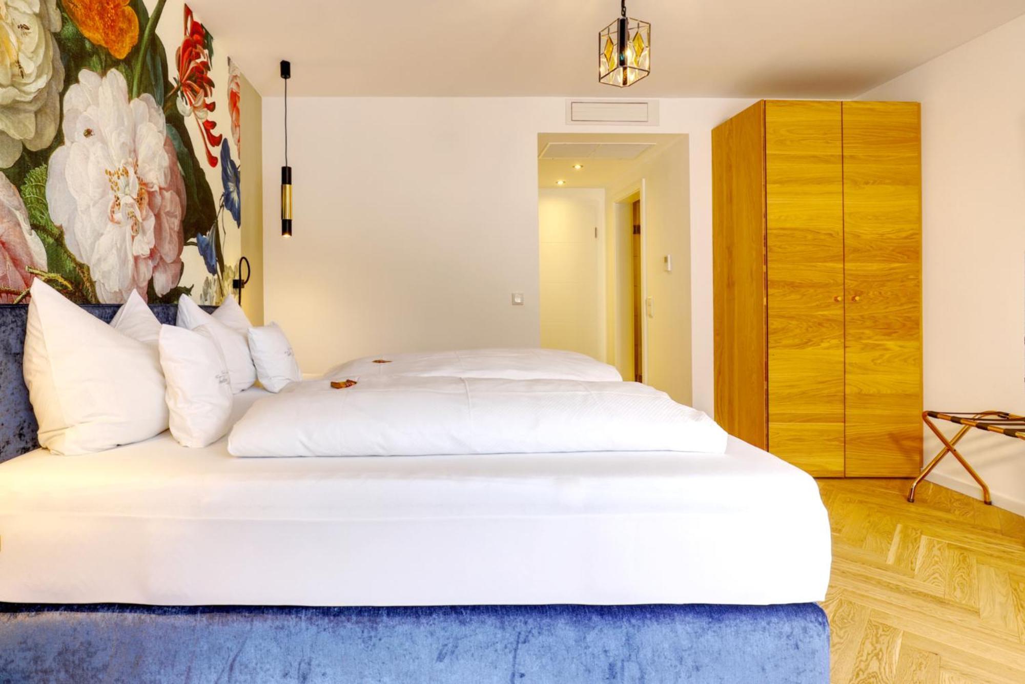 Hotel Lipmann "Am Klosterberg" ไบล์ชไตน์ ภายนอก รูปภาพ