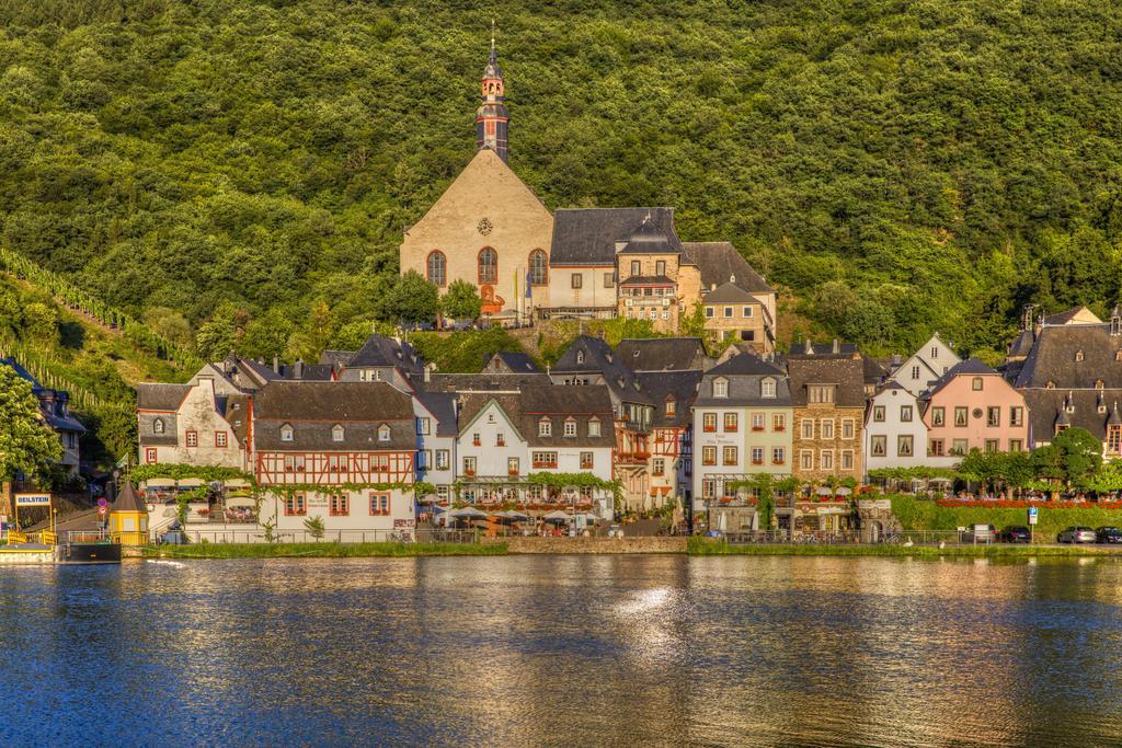 Hotel Lipmann "Am Klosterberg" ไบล์ชไตน์ ภายนอก รูปภาพ