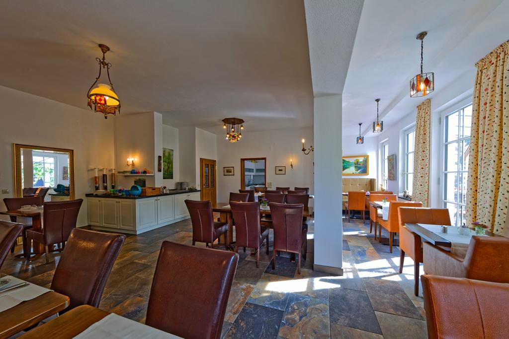 Hotel Lipmann "Am Klosterberg" ไบล์ชไตน์ ภายนอก รูปภาพ